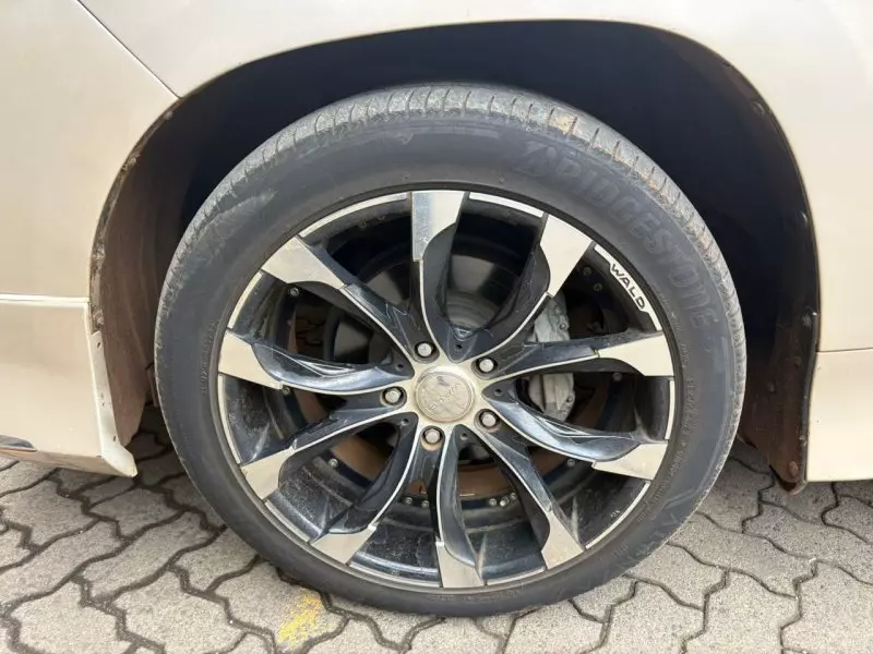 Lexus LX 570   - 2016