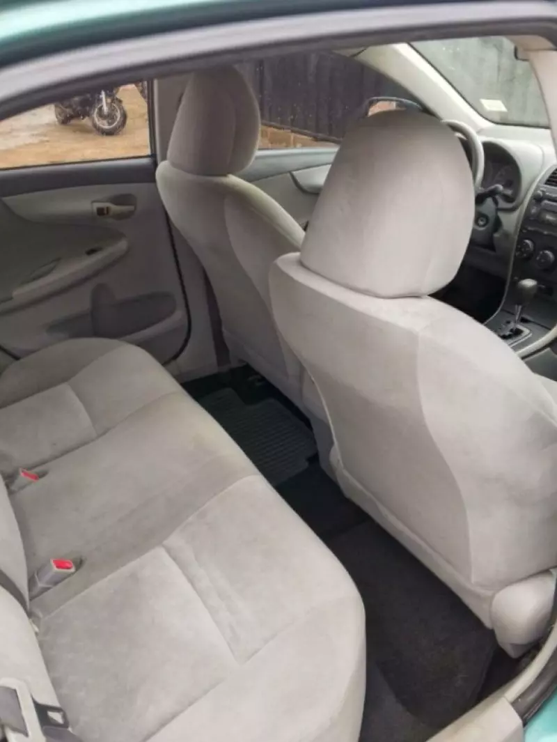 TOYOTA Corolla   - 2009