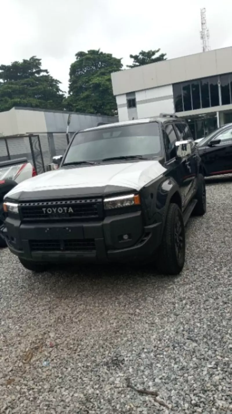 Toyota Prado   - 2024