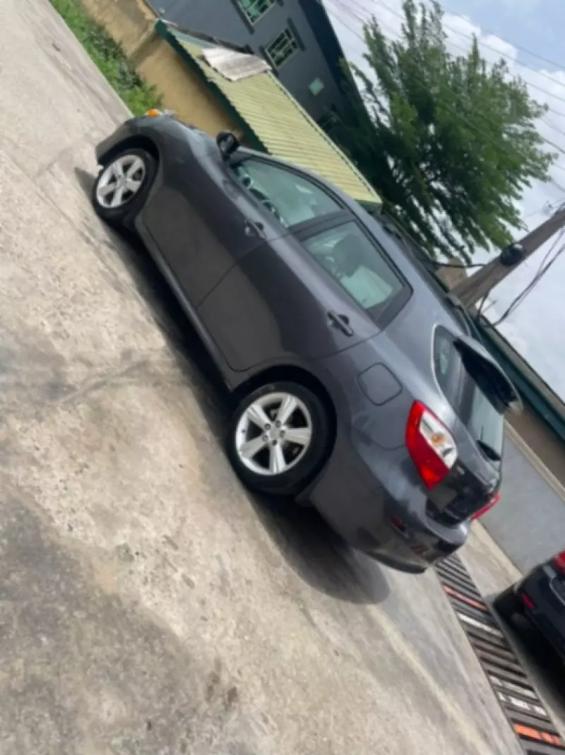 TOYOTA Corolla Matrix   - 2010