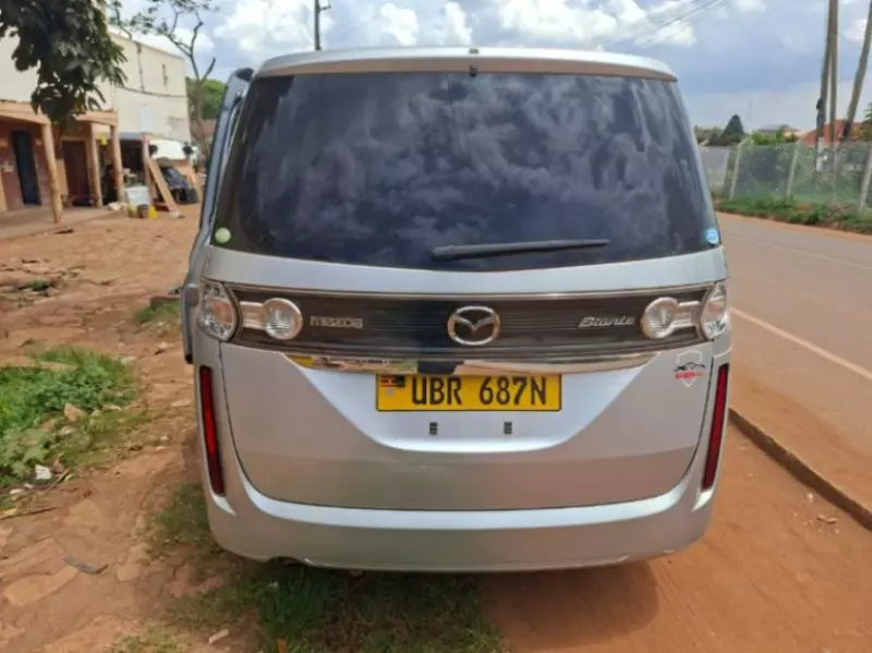 Mazda Biante   - 2011