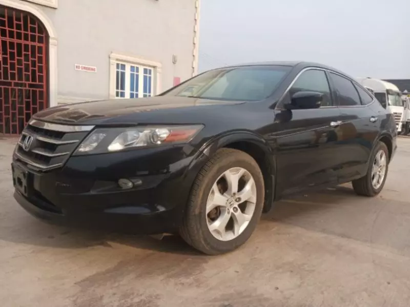 Honda Crosstour   - 2012