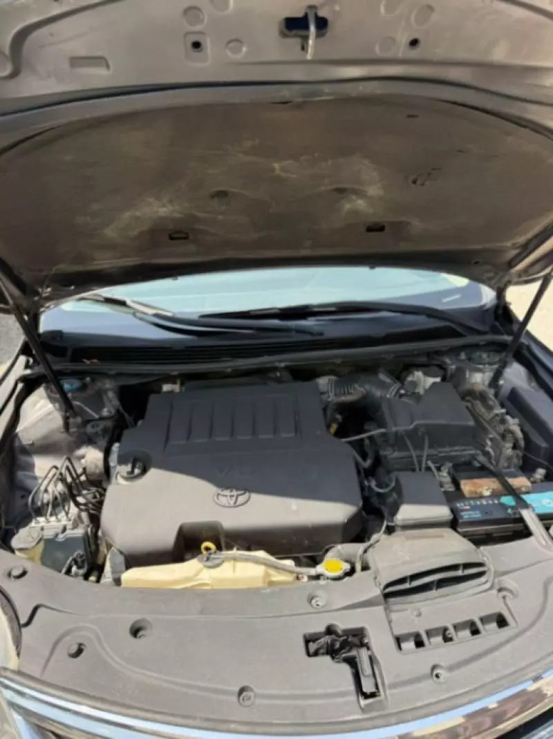 Toyota Avalon   - 2013