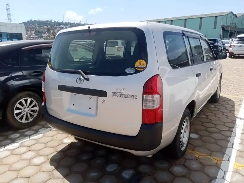 Toyota Probox    - 2017