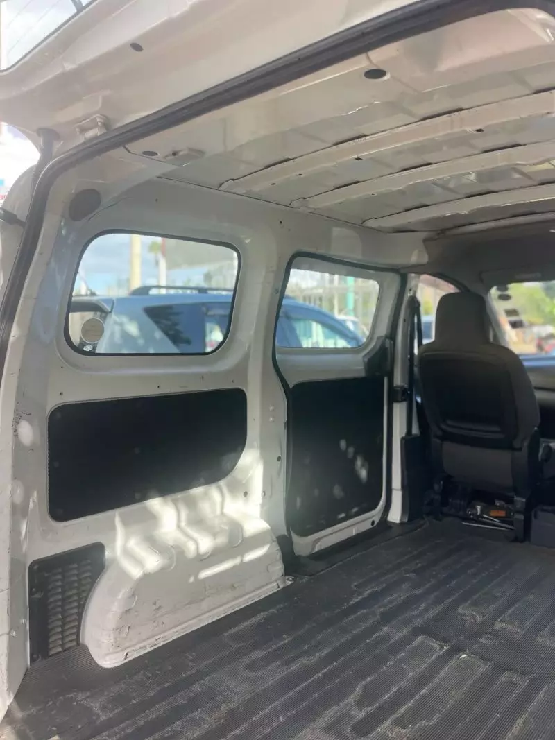 Nissan NV200 - 2016