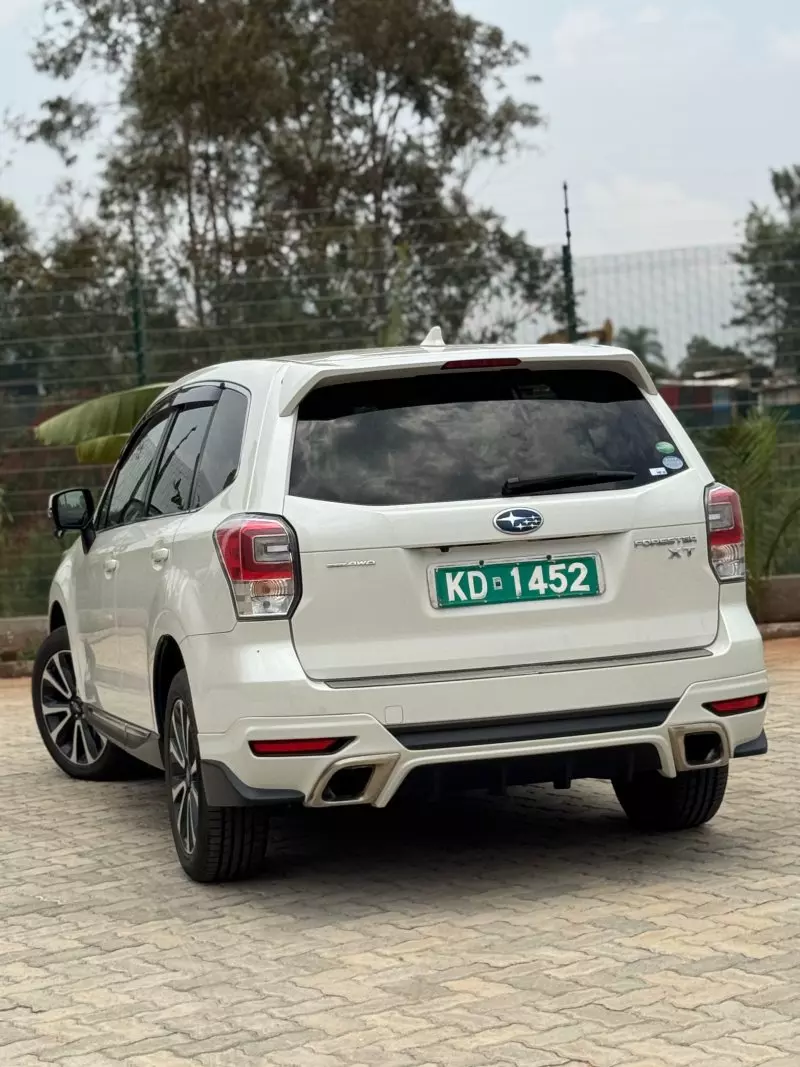 Subaru Forester   - 2018