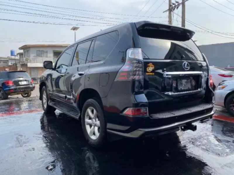 Lexus GX 460   - 2012
