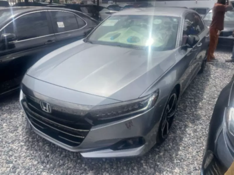 Honda Accord   - 2022