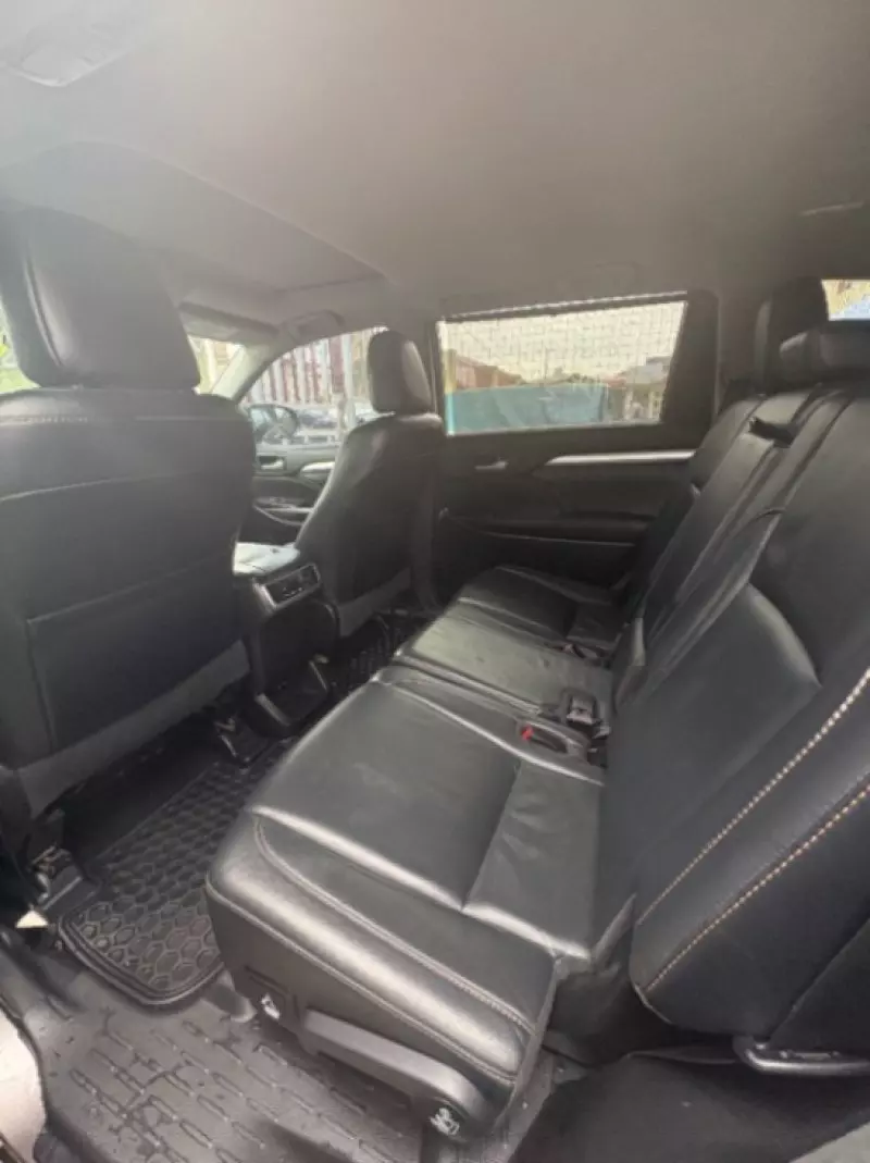 TOYOTA Highlander - 2017