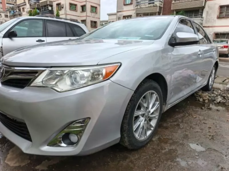 TOYOTA Camry   - 2014