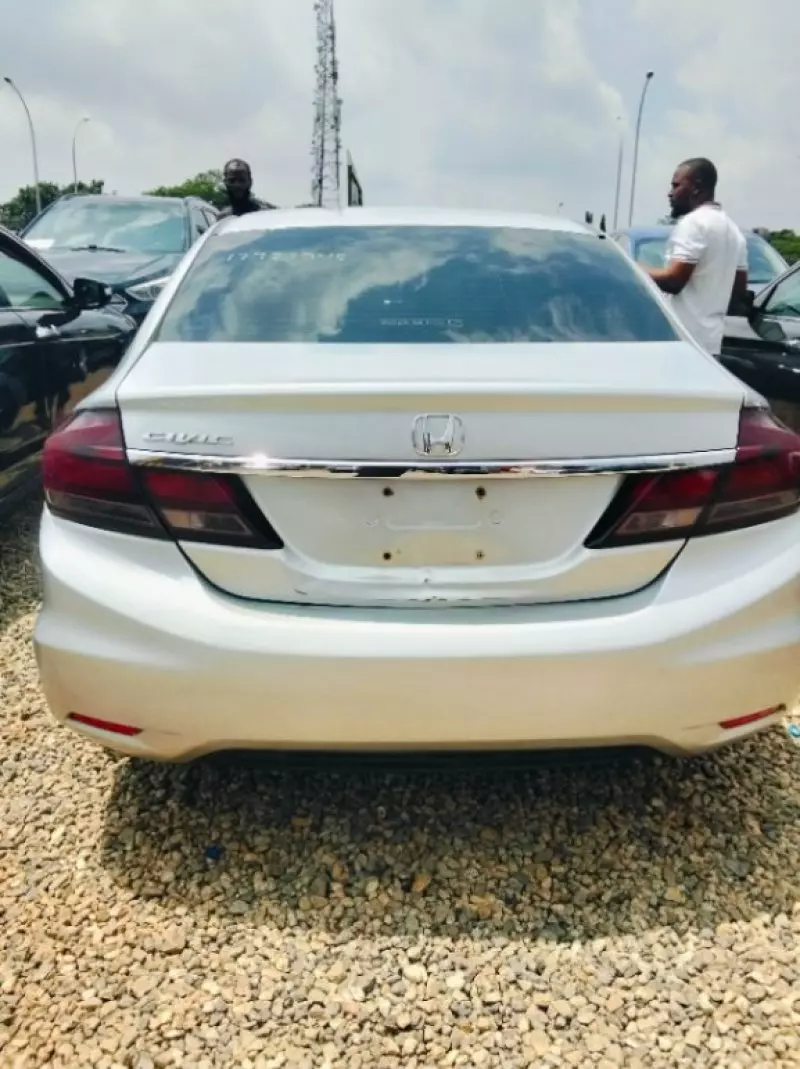 Honda Civic - 2013