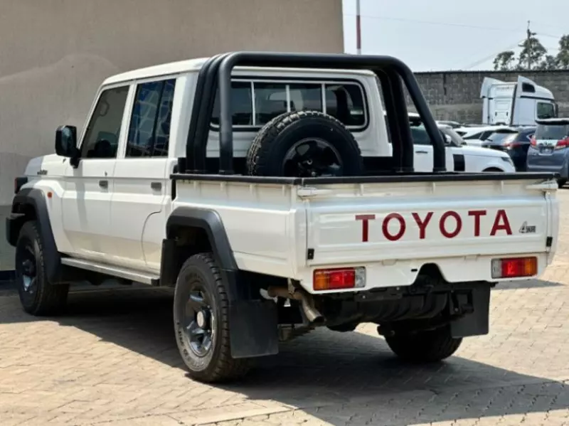 Toyota Land Cruiser 79 Double Cabin   - 2024