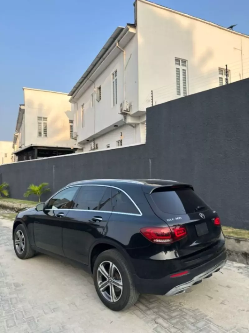 Mercedes-Benz GLC-Class   - 2021
