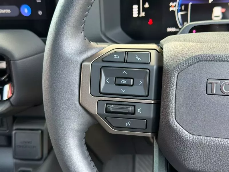 TOYOTA Landcruiser Prado   - 2024