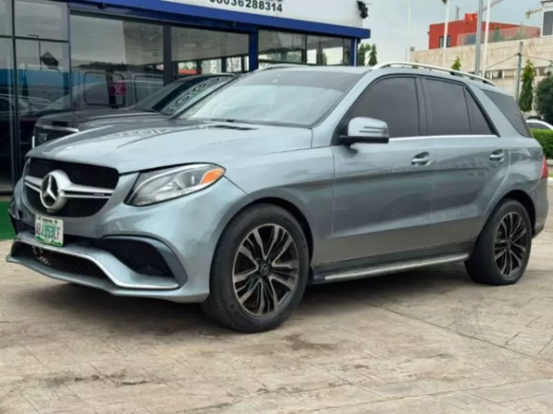 Mercedes-Benz ML 350   - 2012