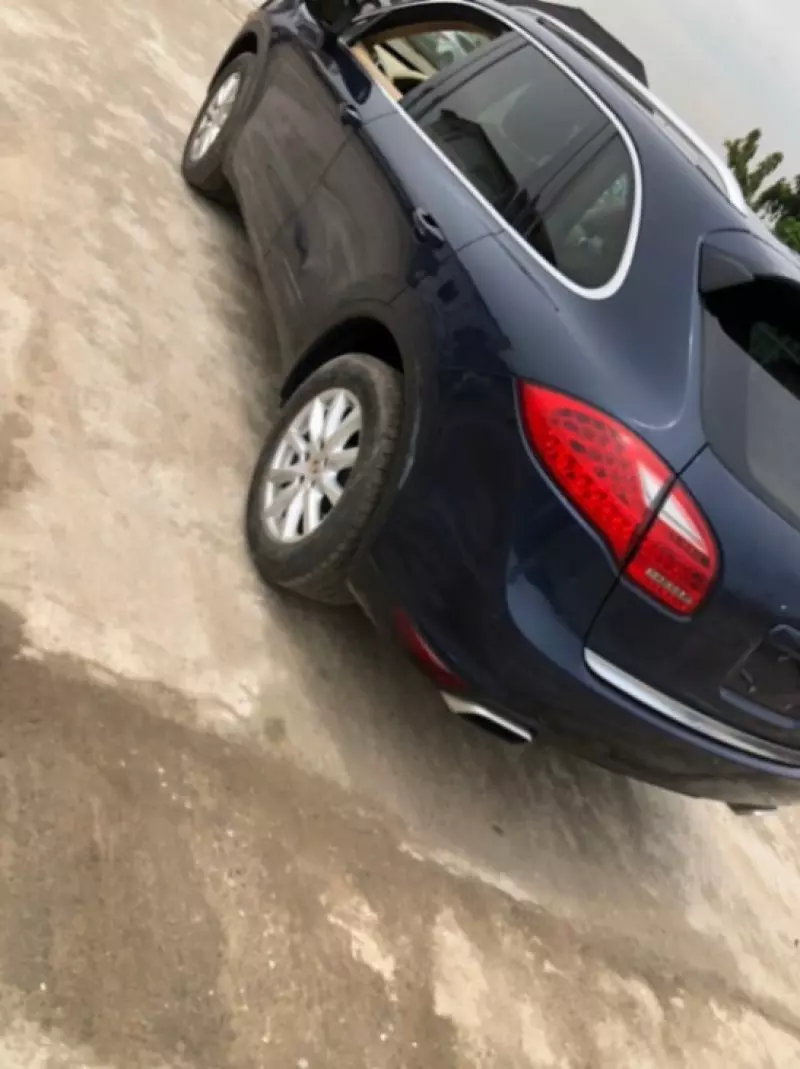 PORSCHE Cayenne   - 2013
