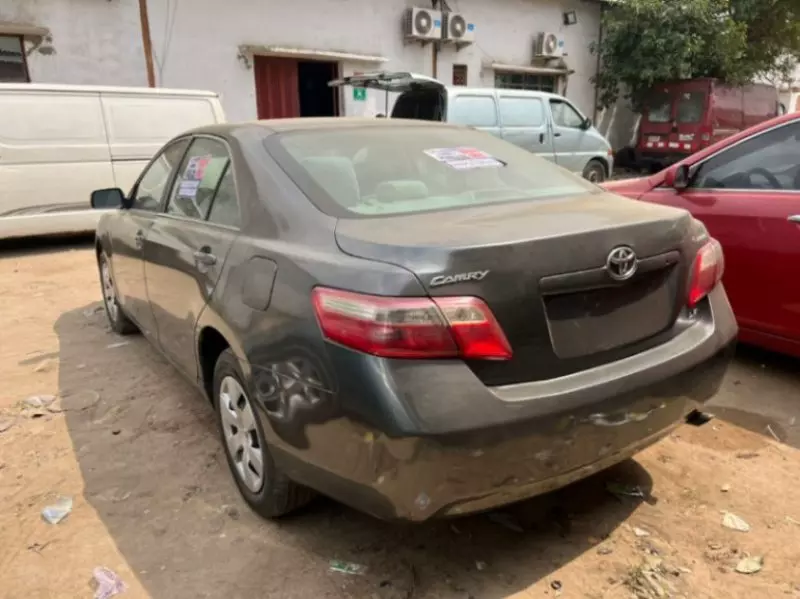 Toyota Camry   - 2007