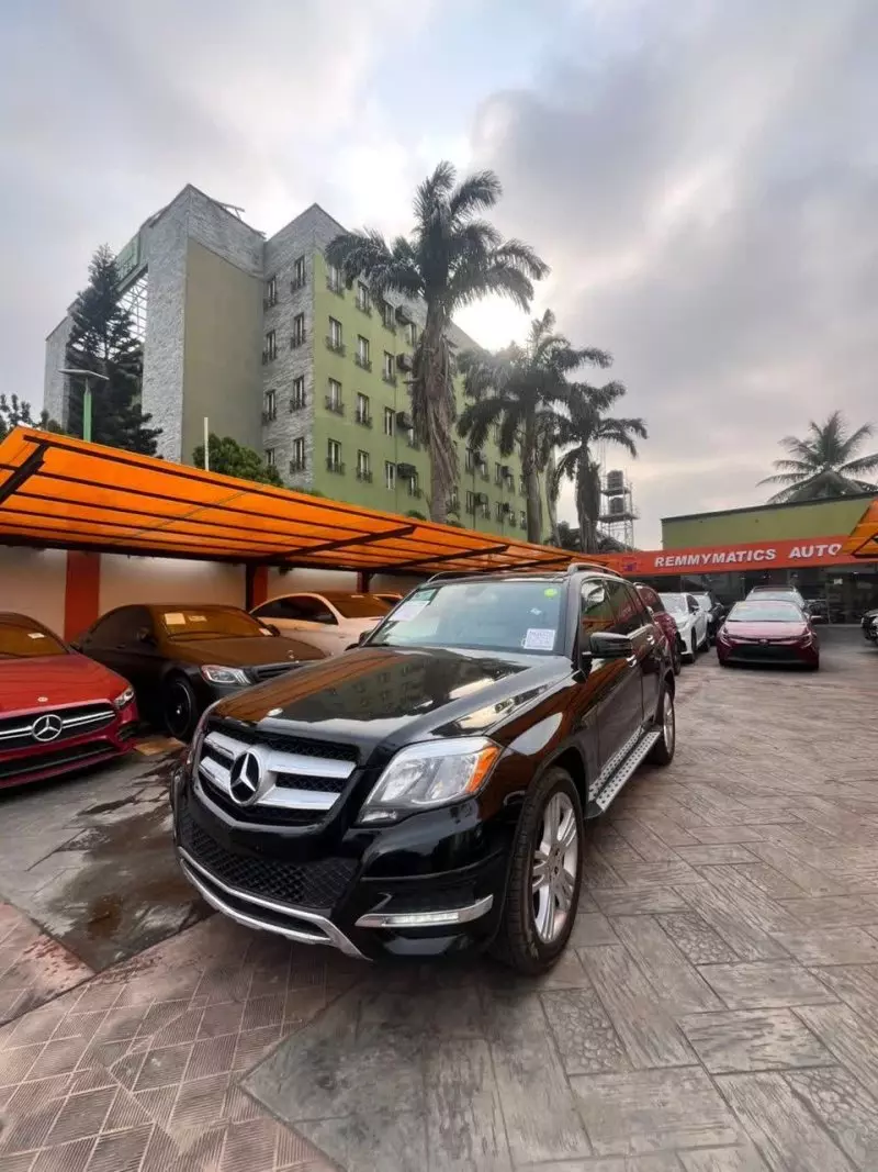 Mercedes-Benz GLK 350   - 2015