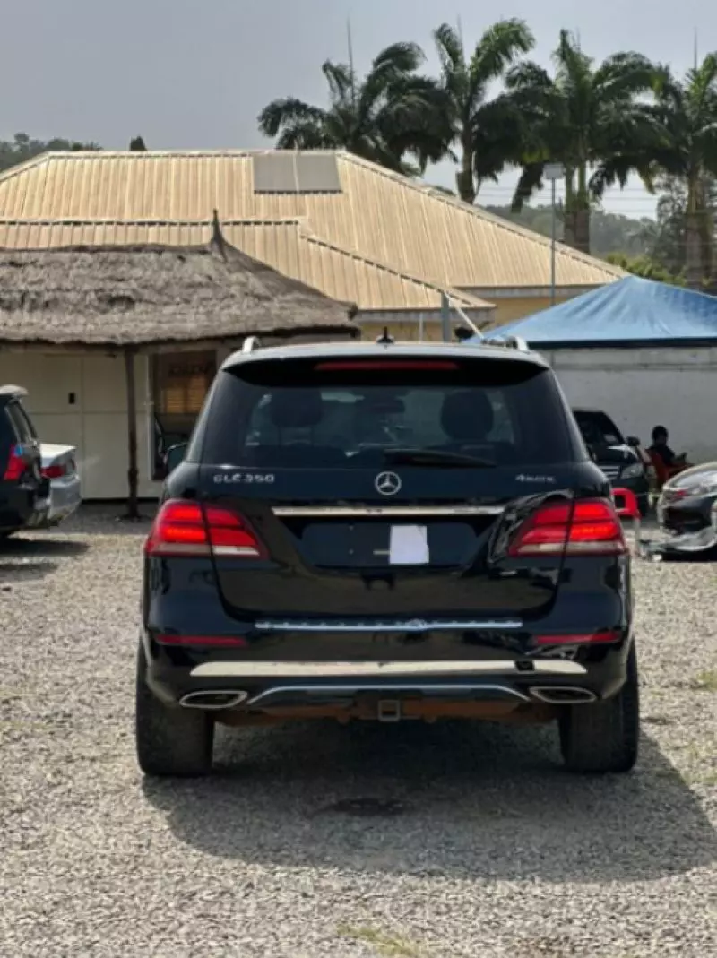 Mercedes-Benz GLE 350   - 2016
