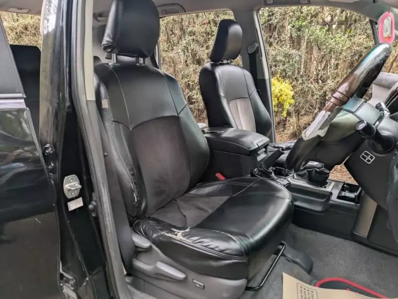 TOYOTA Landcruiser Prado   - 2012