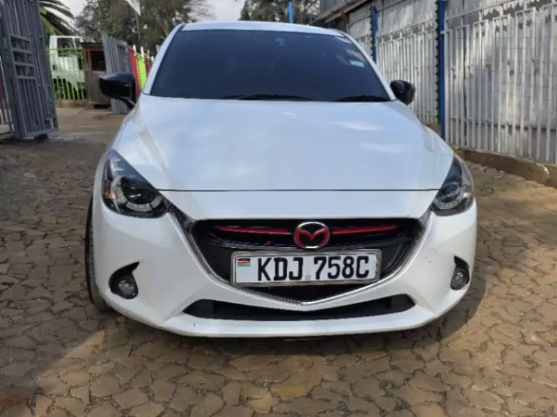 Mazda Demio   - 2015