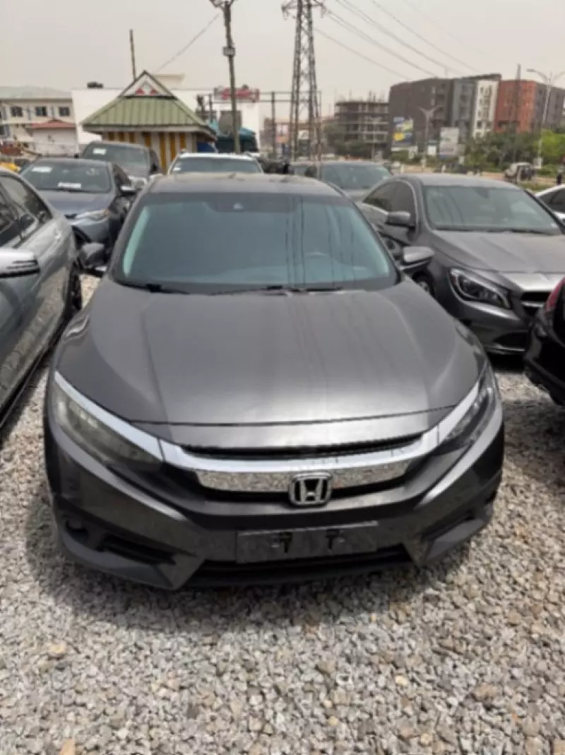 Honda Civic   - 2017