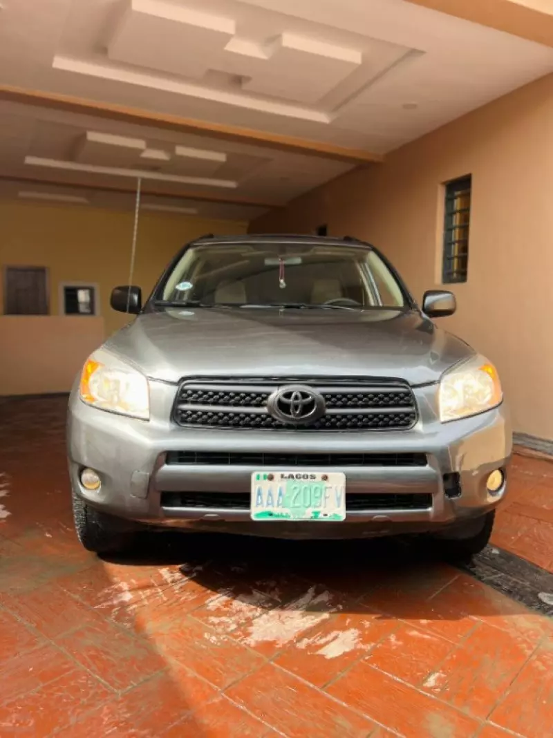 Toyota RAV4   - 2008