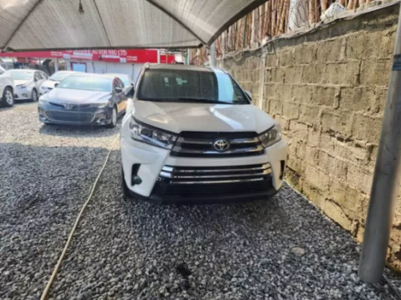 Toyota Highlander - 2015