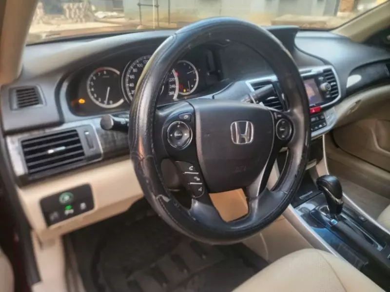 Honda Accord   - 2014