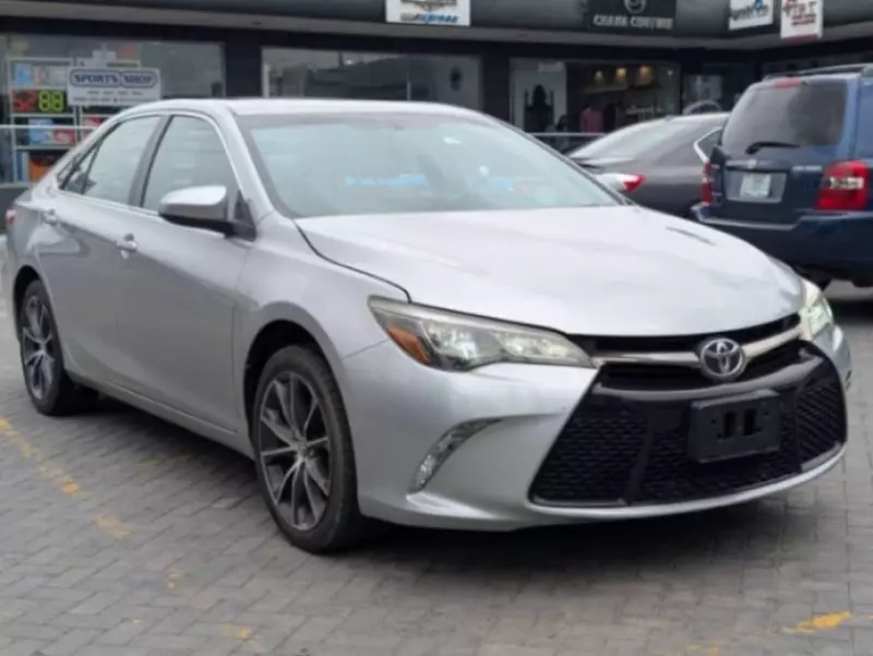 TOYOTA Camry   - 2015