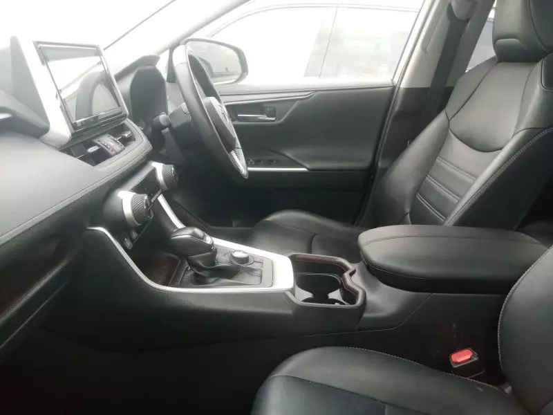 Toyota RAV 4   - 2019