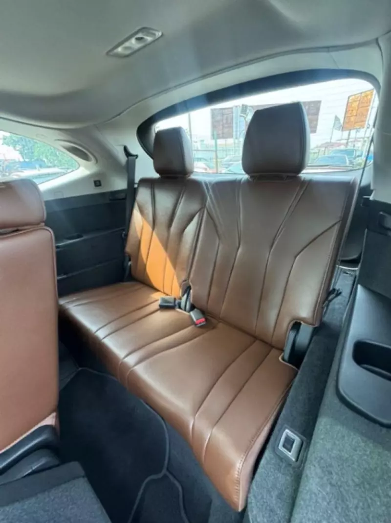 Acura MDX   - 2023