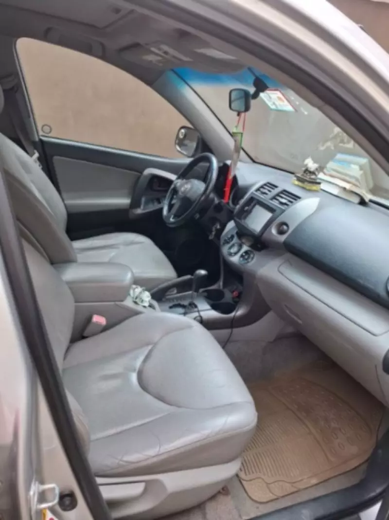 Toyota RAV 4   - 2008