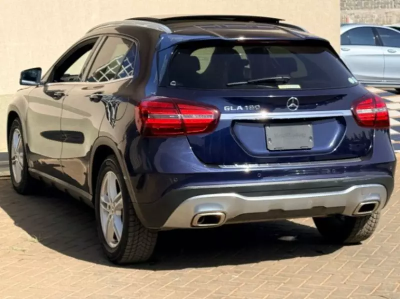 Mercedes-Benz GLA 180   - 2018