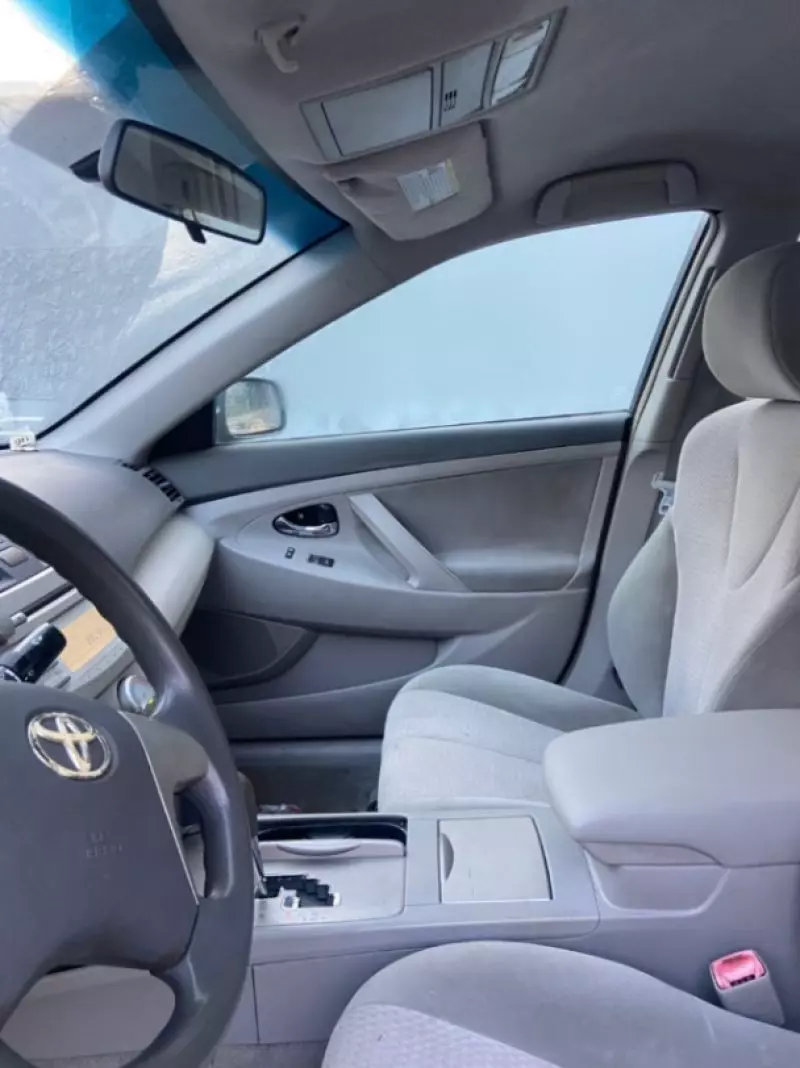 Toyota Camry   - 2011