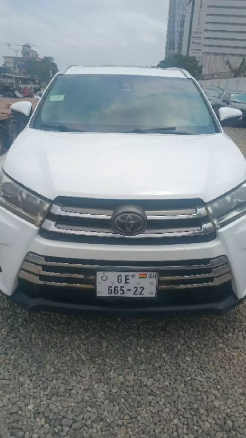 TOYOTA Highlander   - 2019