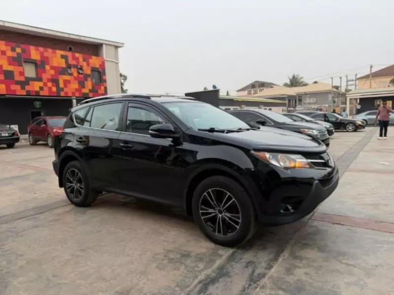 Toyota RAV4   - 2014