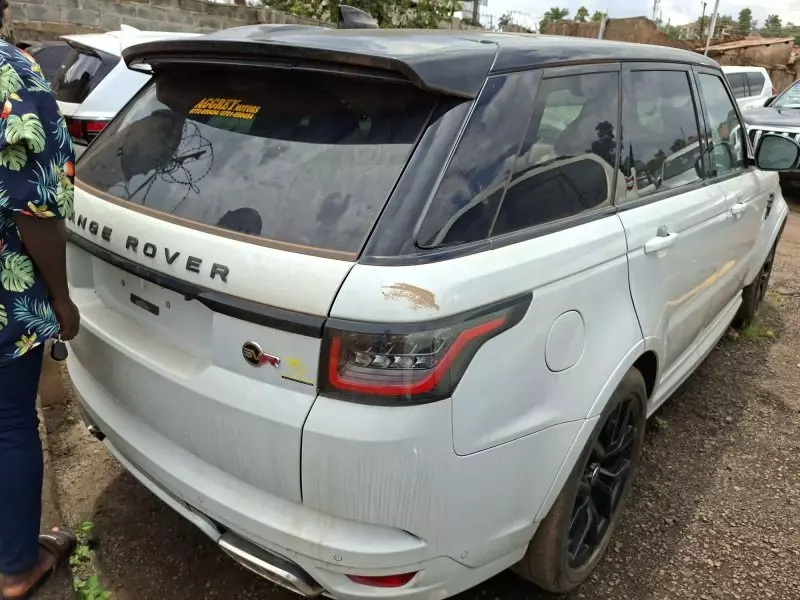 Land Rover Range Rover Sport   - 2020