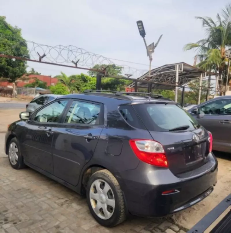 Toyota Matrix   - 2010