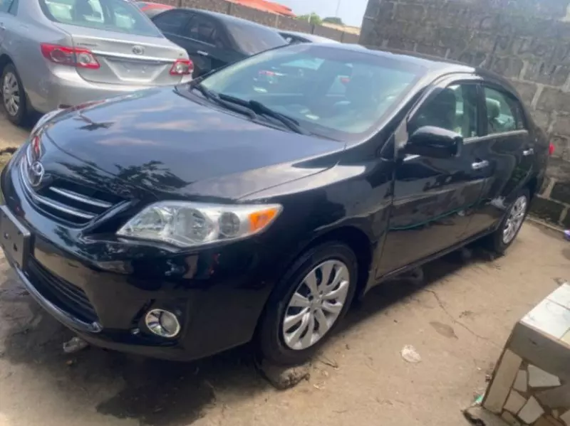 TOYOTA Corolla   - 2013