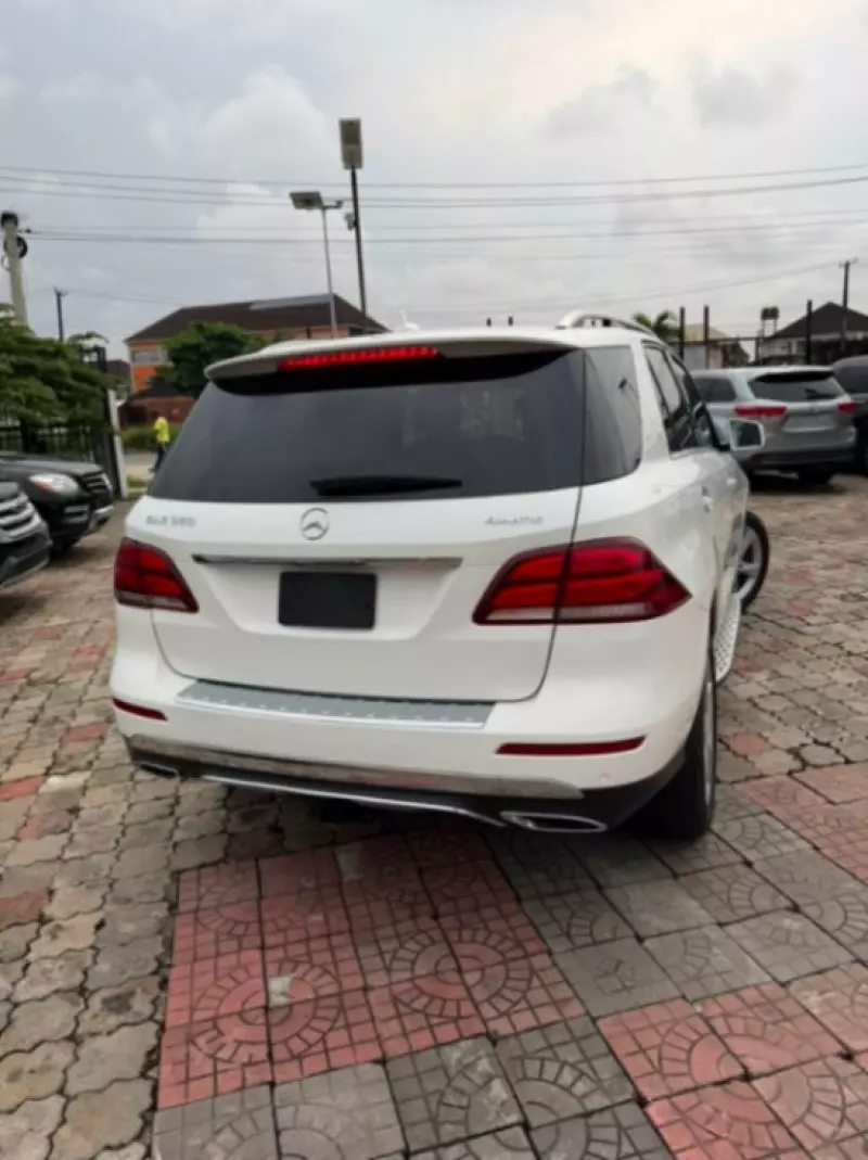 Mercedes-Benz GLE 350 - 2017
