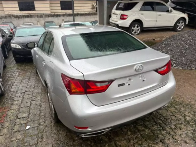 Lexus GS   - 2014