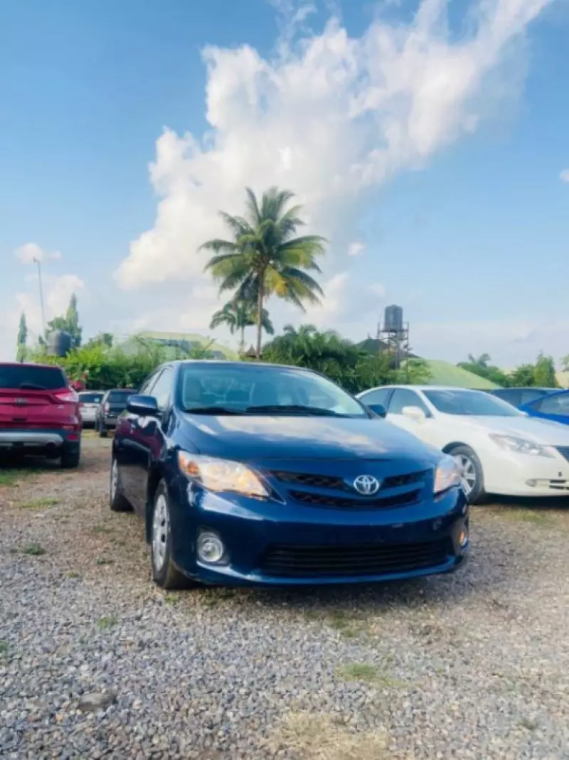 TOYOTA Corolla   - 2013
