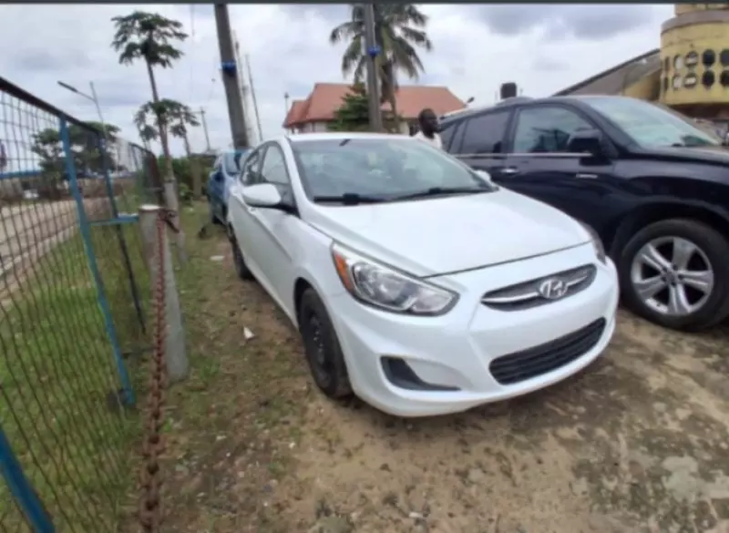 Hyundai Accent RB   - 2018