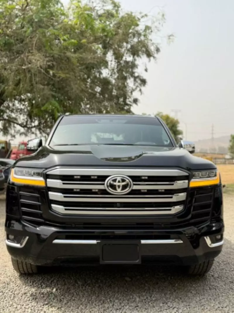 Toyota Land Cruiser   - 2024