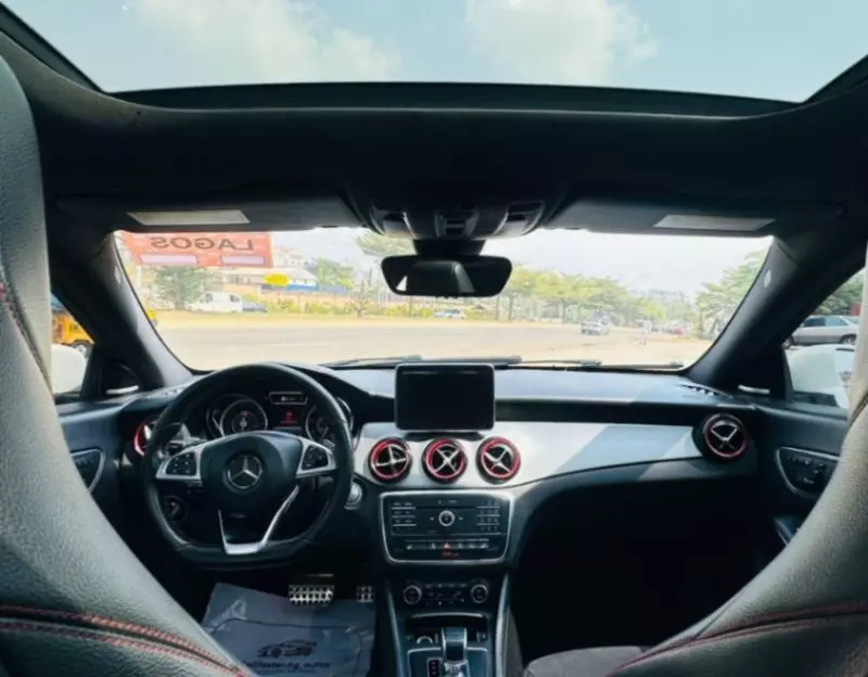 Mercedes-Benz CLA-Class   - 2015