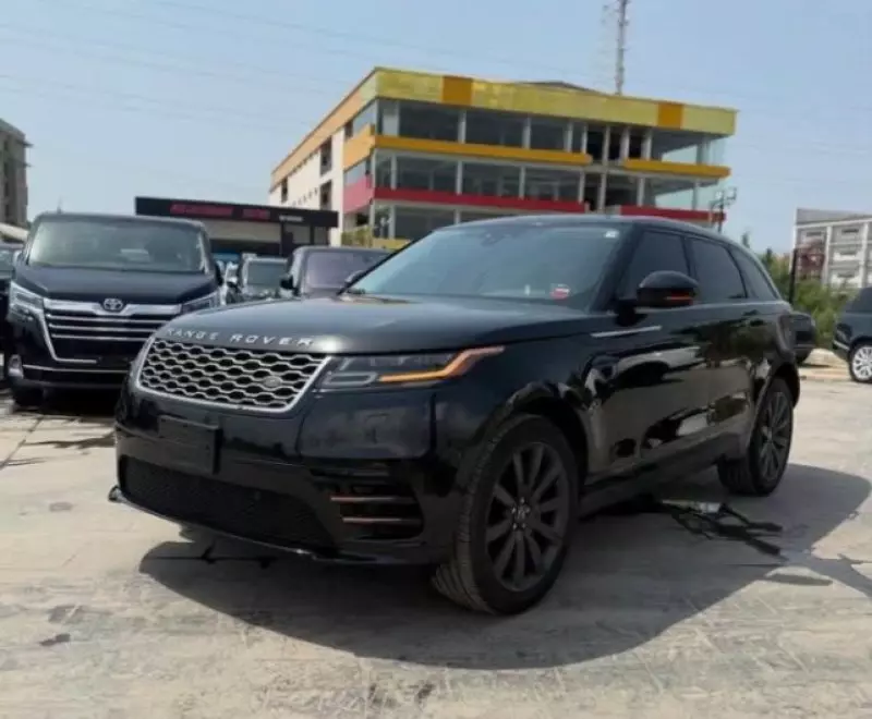 Land Rover Range Rover Velar   - 2018