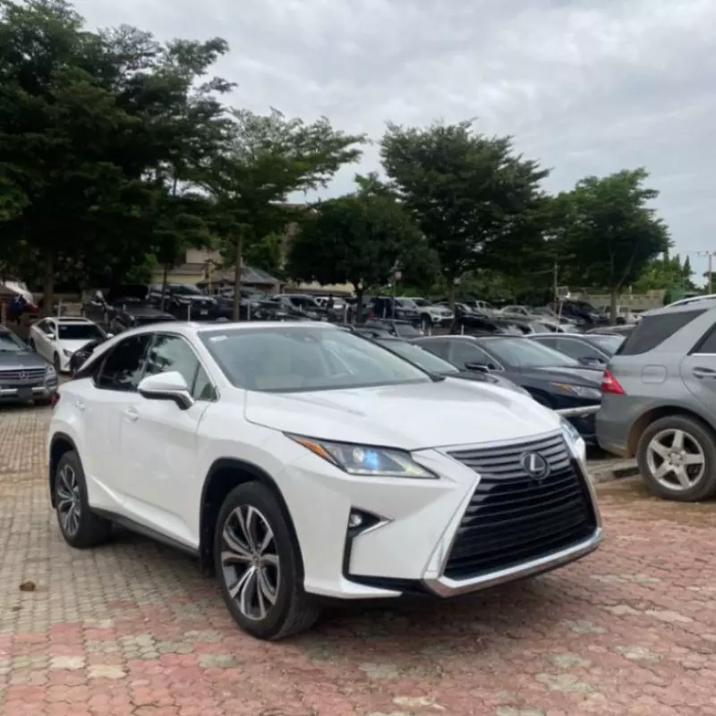 Lexus RX   - 2019