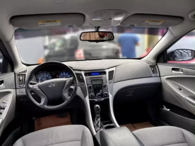 Hyundai Sonata - 2013