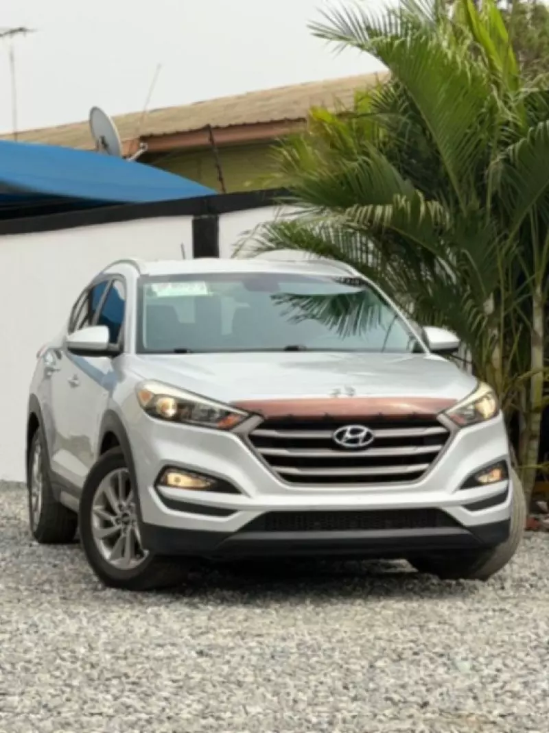 Hyundai Tucson   - 2017